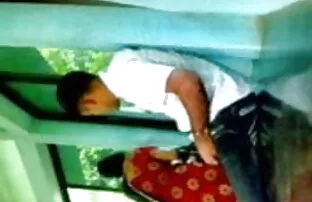 ख़ुद चेक हिंदी में सेक्सी फिल्म बीपी नकदी के लिए Fucks