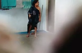 उच्च गुणवत्ता थाई भारतीय बीपी पिक्चर किशोर समुद्र तट दिन आउटडोर दे गहरे गले