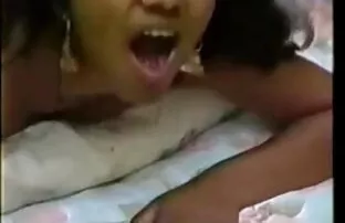 प्रॉपर्टीसेक्स-रियल एस्टेट एजेंट रियल एस्टेट को सुरक्षा के फिल्म बीपी सेक्सी रूप में स्वीकार करता है