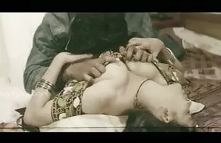 बदसूरत वॉलपेपर-आकर्षक प्राकृतिक इंग्लिश बीपी सेक्सी पिक्चर बड़े स्तन