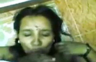 व्यभिचारी पति पत्नी डबल प्रवेश कर बीपी गुजराती सेक्सी फिल्म (पति + प्रेमी)