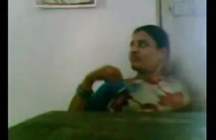 श्यामला आकर्षक बीपी पिक्चर इंग्लिश सेक्सी वीडियो कैपरी उसे सिंहासन पर