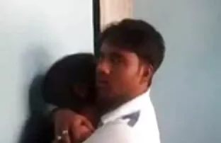 काले टी लड़की अगले दरवाजे जीभ एक बड़े हिंदी फुल बीपी सेक्सी पैमाने पर सफेद मांस में देखने का तरीका