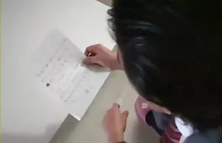 मासूम-छात्रा बीपी फिल्म सेक्सी मुसीबत से बाहर उसका रास्ता बकवास करने का नाटक